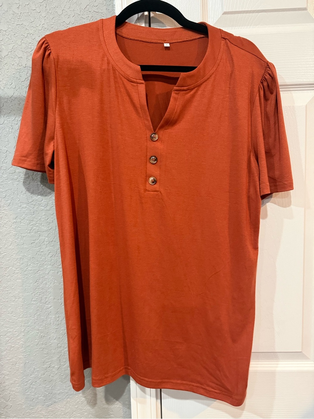 Women's Rust Short Sleeve Tee Shirt Blouse Size Large NWOT